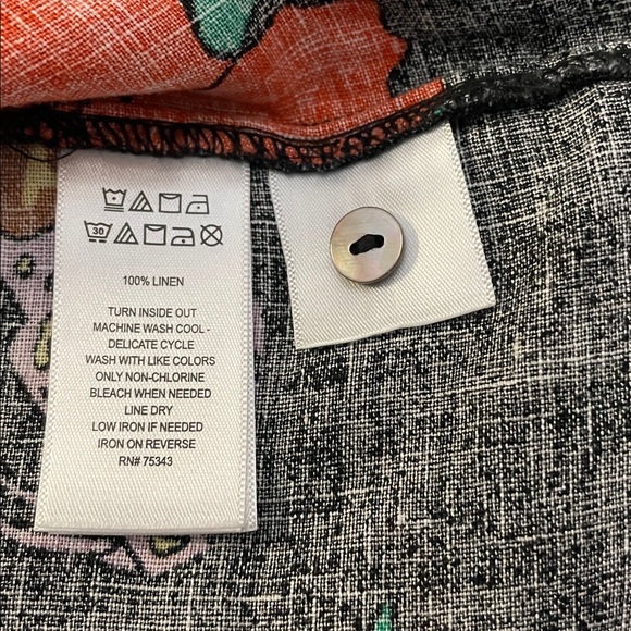 Nicole Miller New York Top 100% Linen Tropical Print Size Large Excellent! - Picture 11 of 11